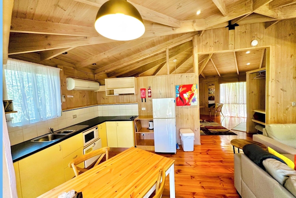 GRAMPIANS CHALETS 30/50
