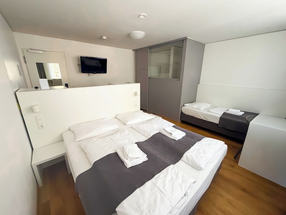 Mk Hotel Munchen Max-Weber-Platz 23/70