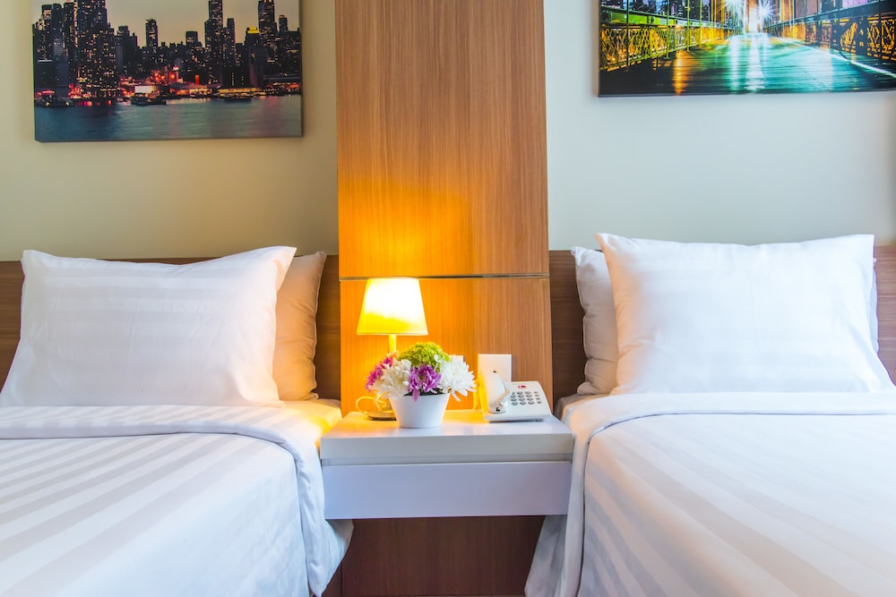 Hotel Dharmein Jakarta 39/58