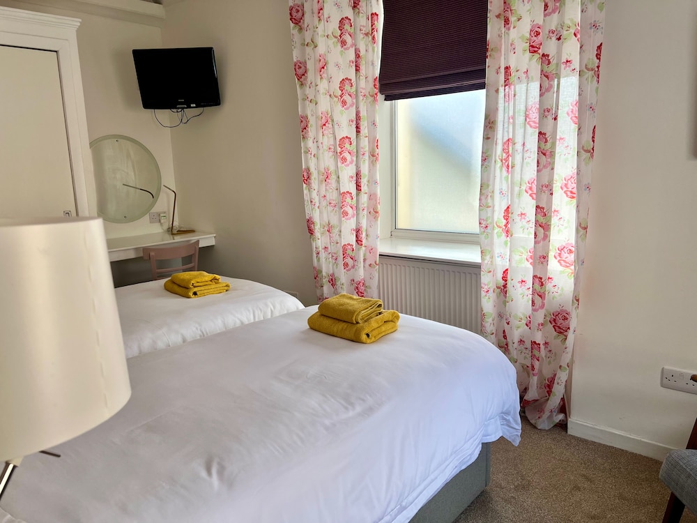 Crieff Armoury Luxury Self Catering Apartment 15/36