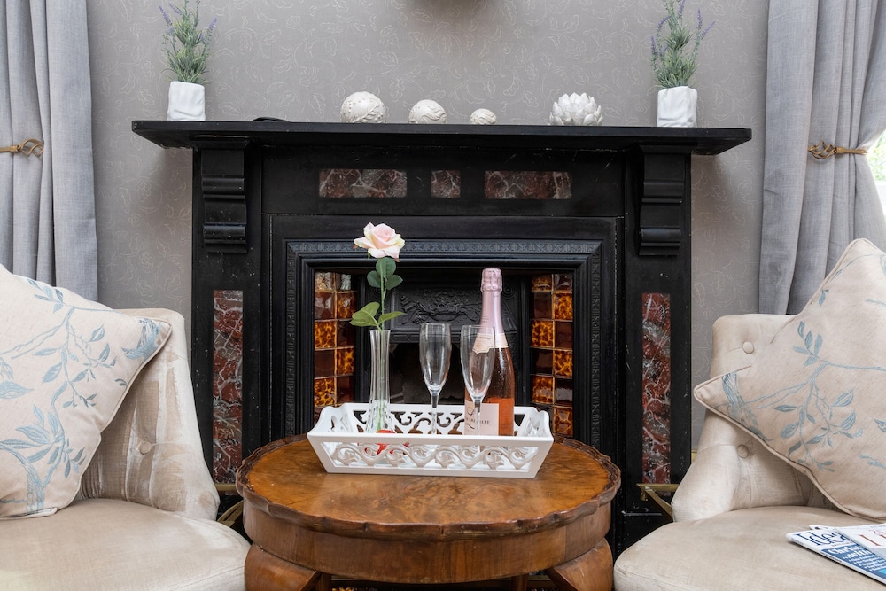 Afon Rhaiadr Country House 5/50