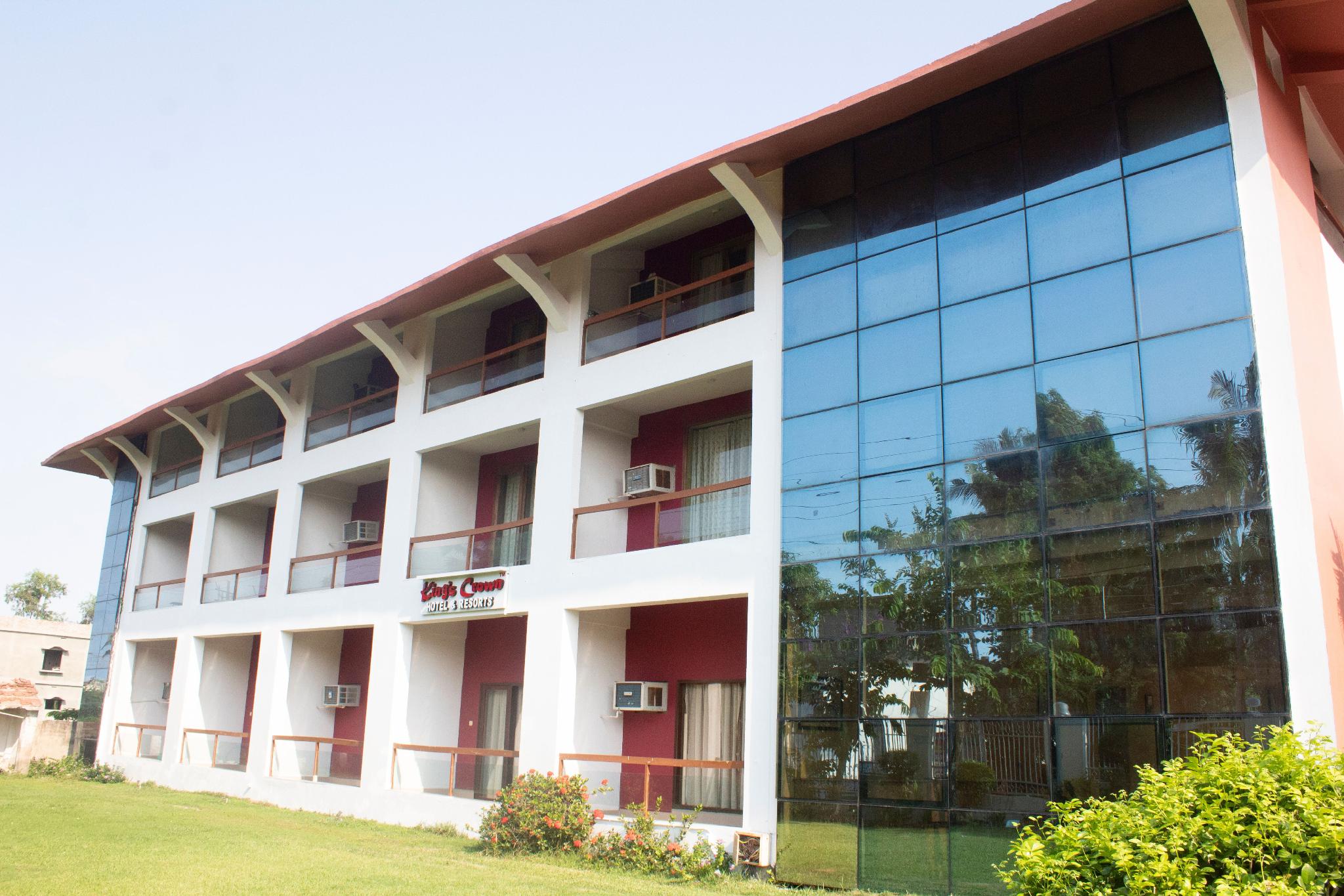 HOTEL KINGS CROWN MANDARMONI 4/37