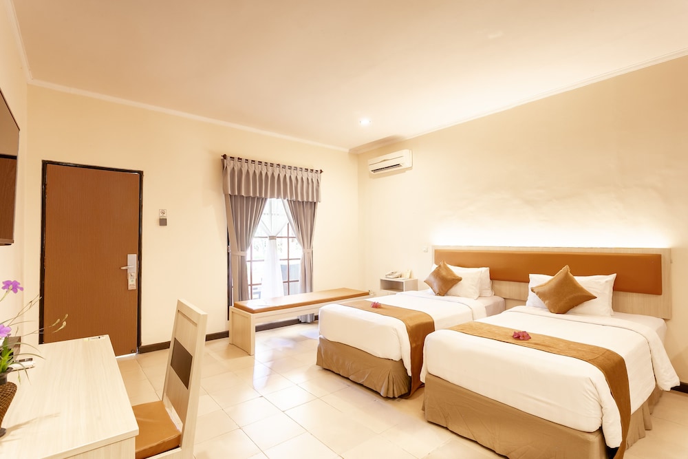 GARDEN SUITE, TWIN BEDS