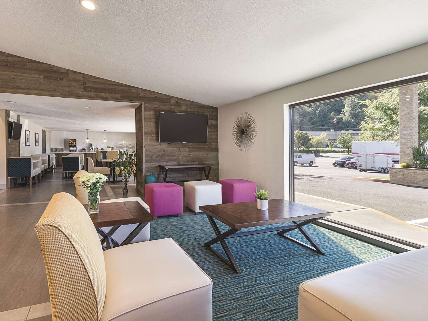 La Quinta Inn & Suites by Wyndham Portland NW 15/27