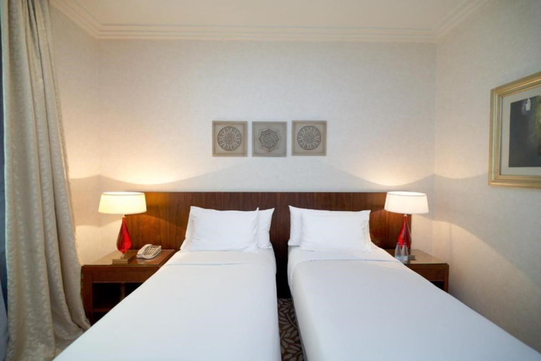 1 Bedroom, Executive, Suite, Living Area, Tower One
