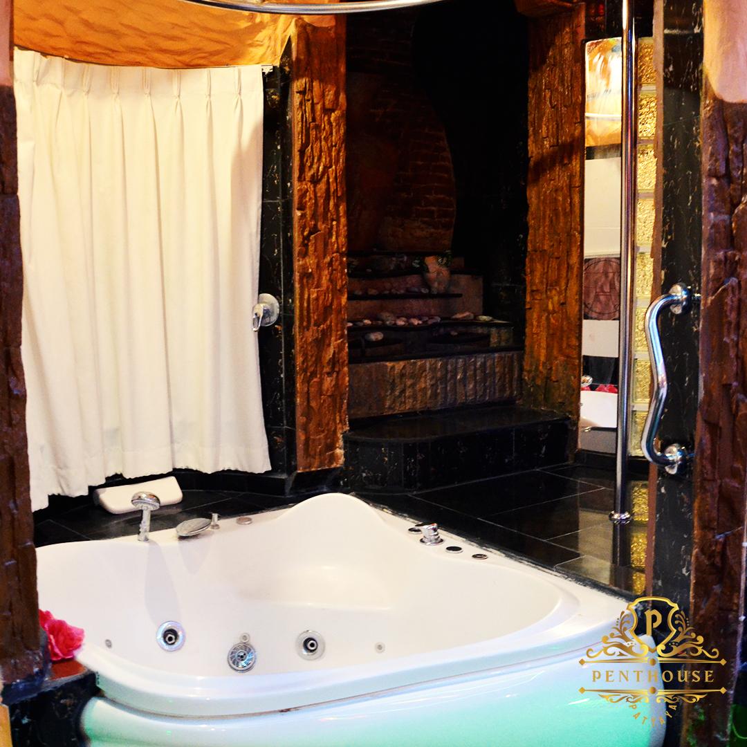 Penthouse Pattaya - Adults Only 33/35