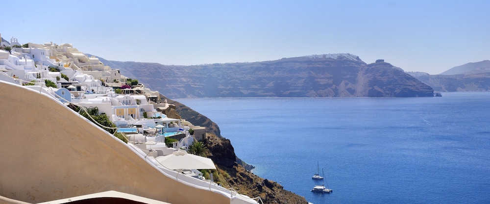 The A Collection, Oia by K and K 43/50