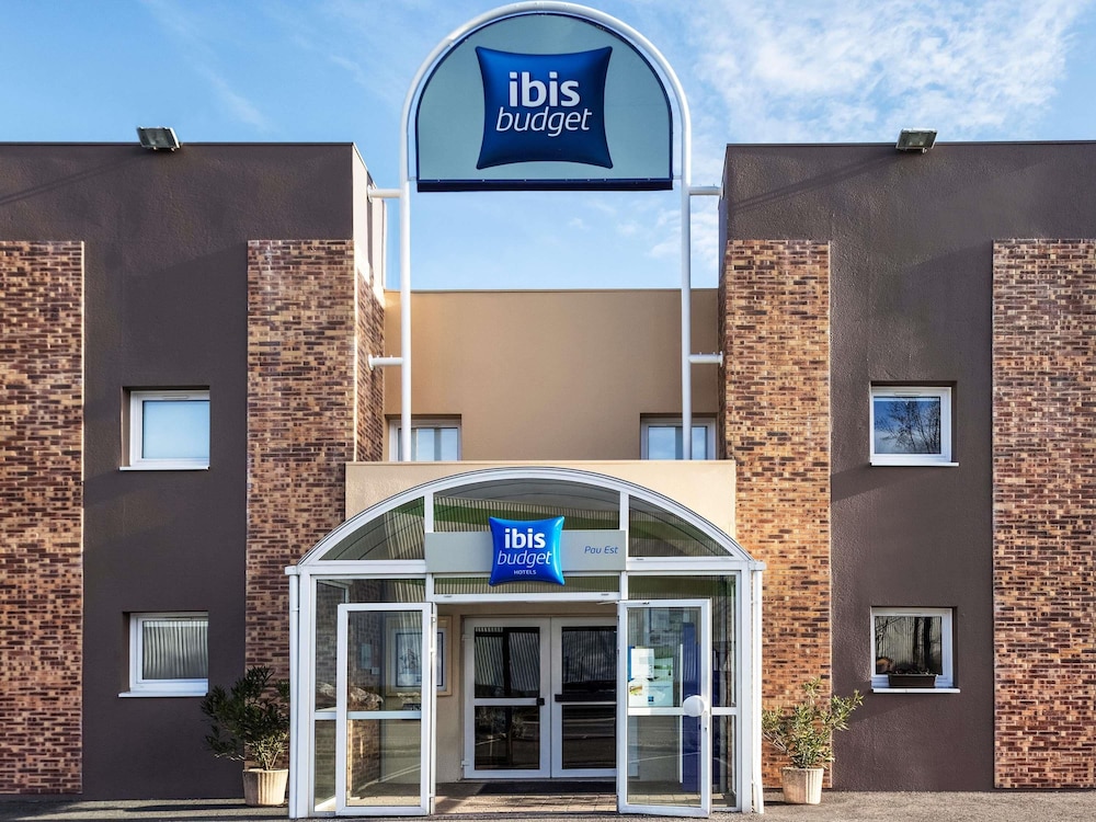 Ibis Budget Pau Est 2/71