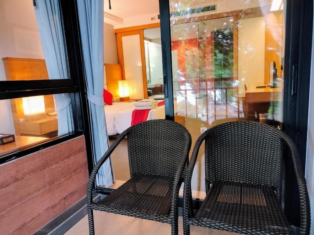 Chang Buri Resort And Spa 33/46