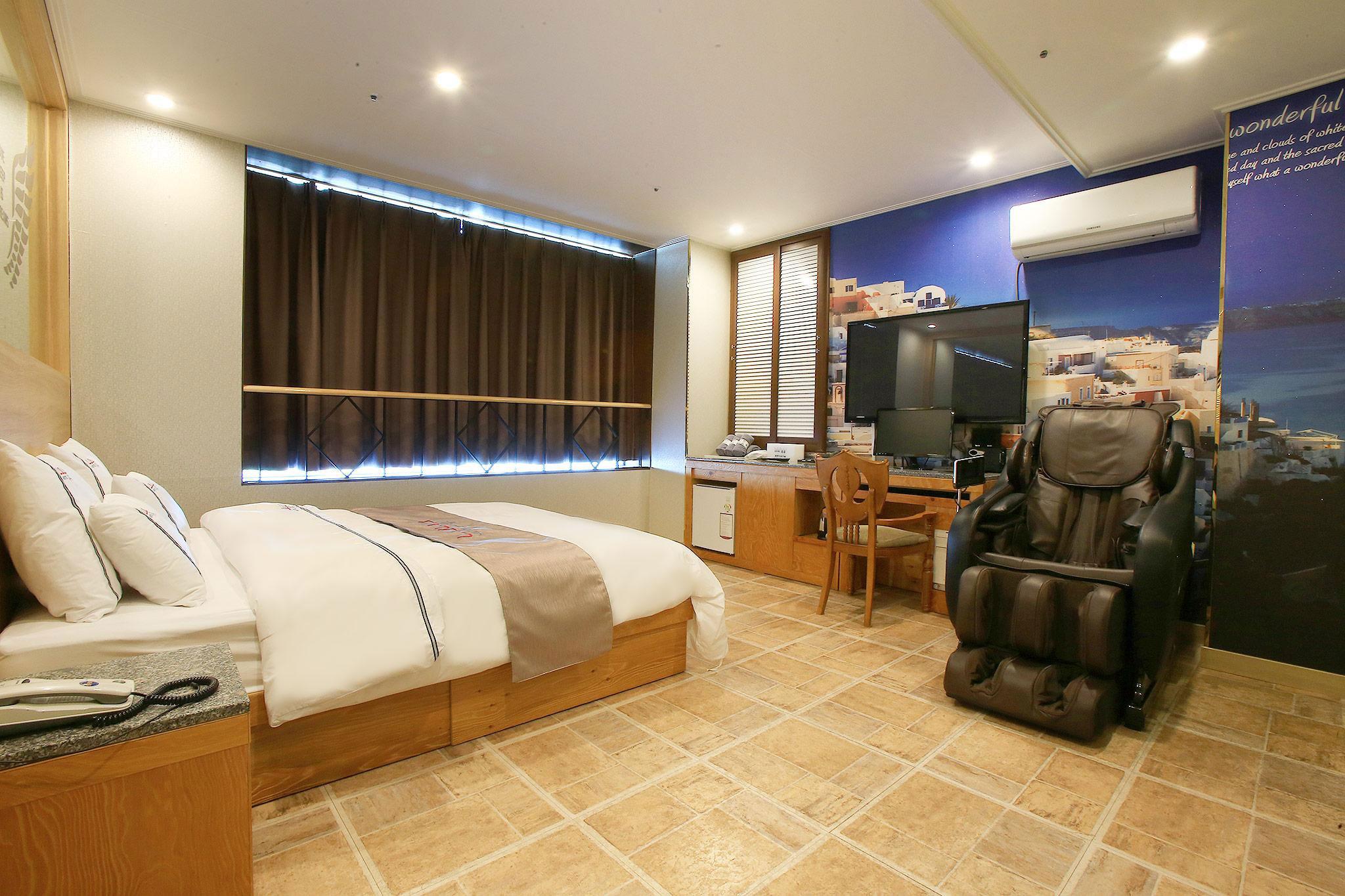 Business Design Hotel LUV 34/98