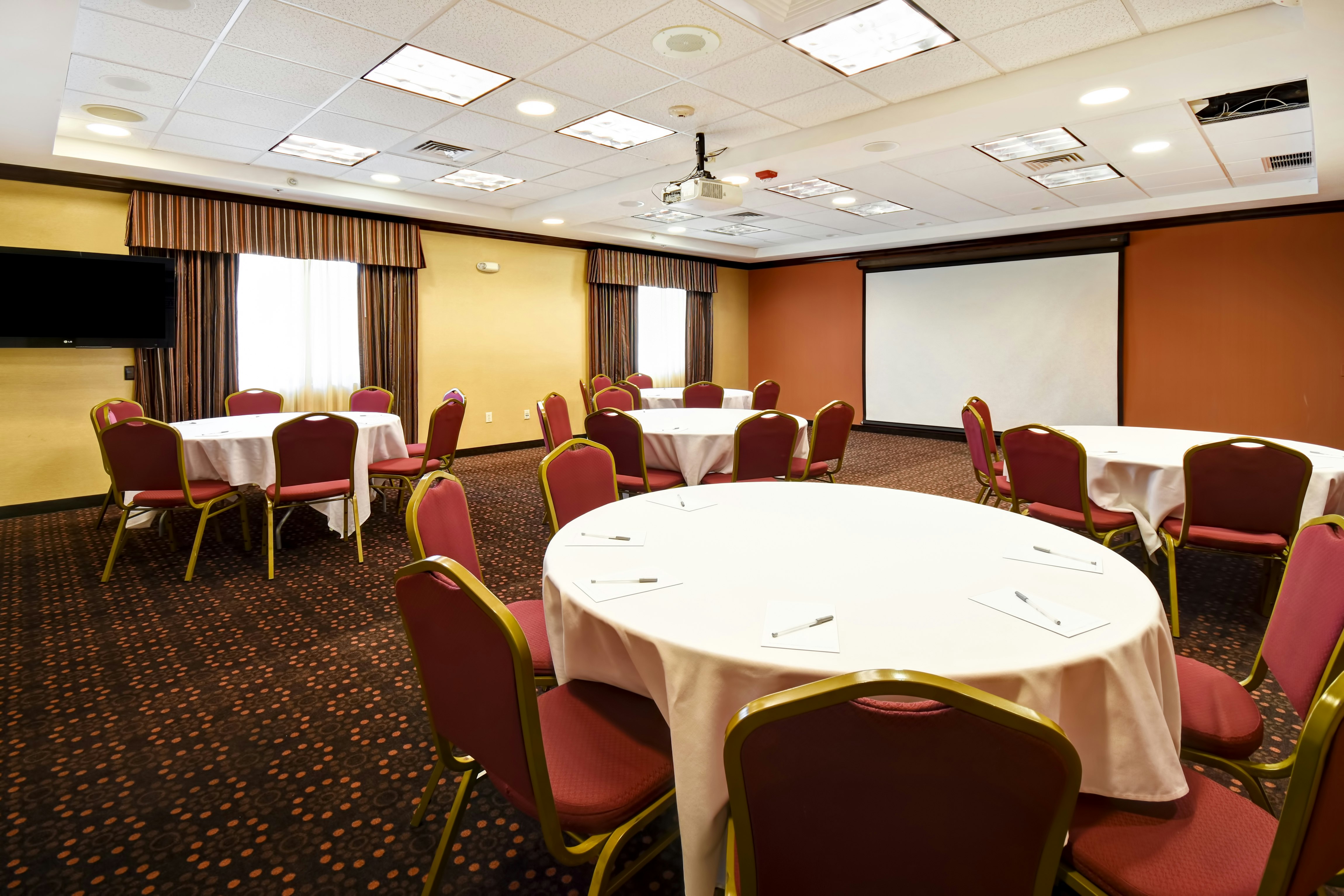 Hampton Inn And Suites Folsom 44/50