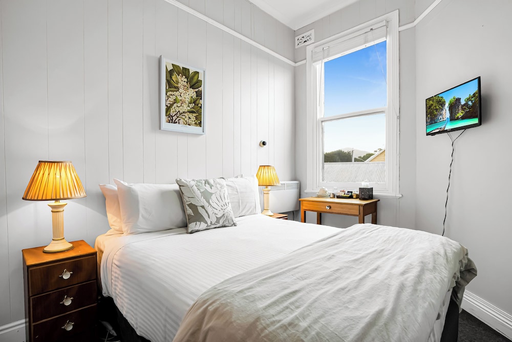 Room, Double Bed