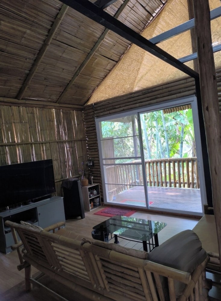 Hill Tribe Art House 35/50