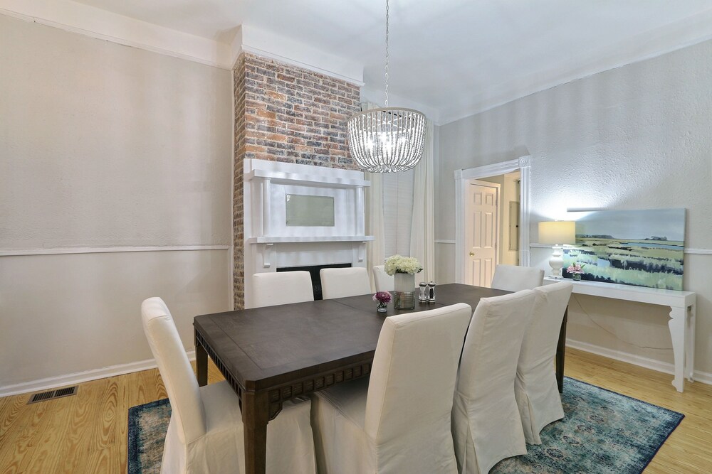 Gallery Stays - Parkside Manor 44/52