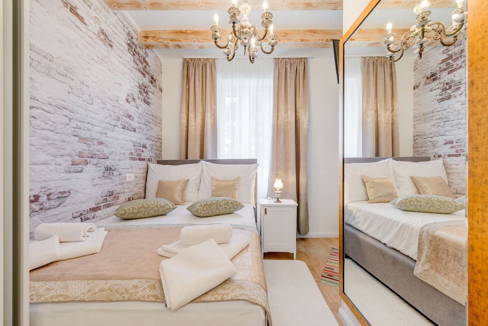 Le Monde Luxury Accommodation 44/63