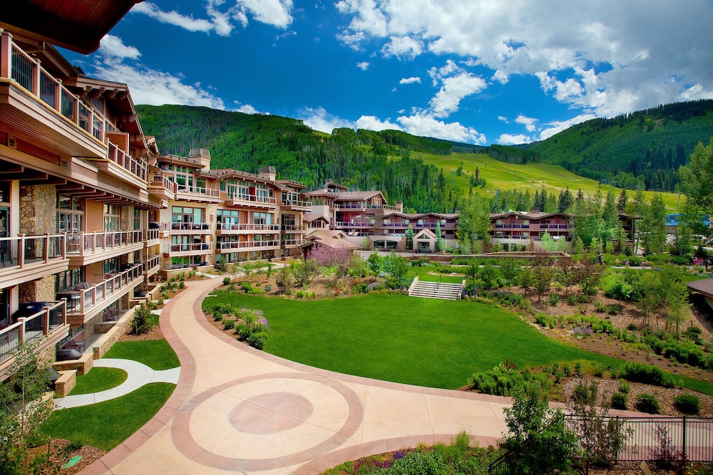 Manor Vail Lodge 44/50