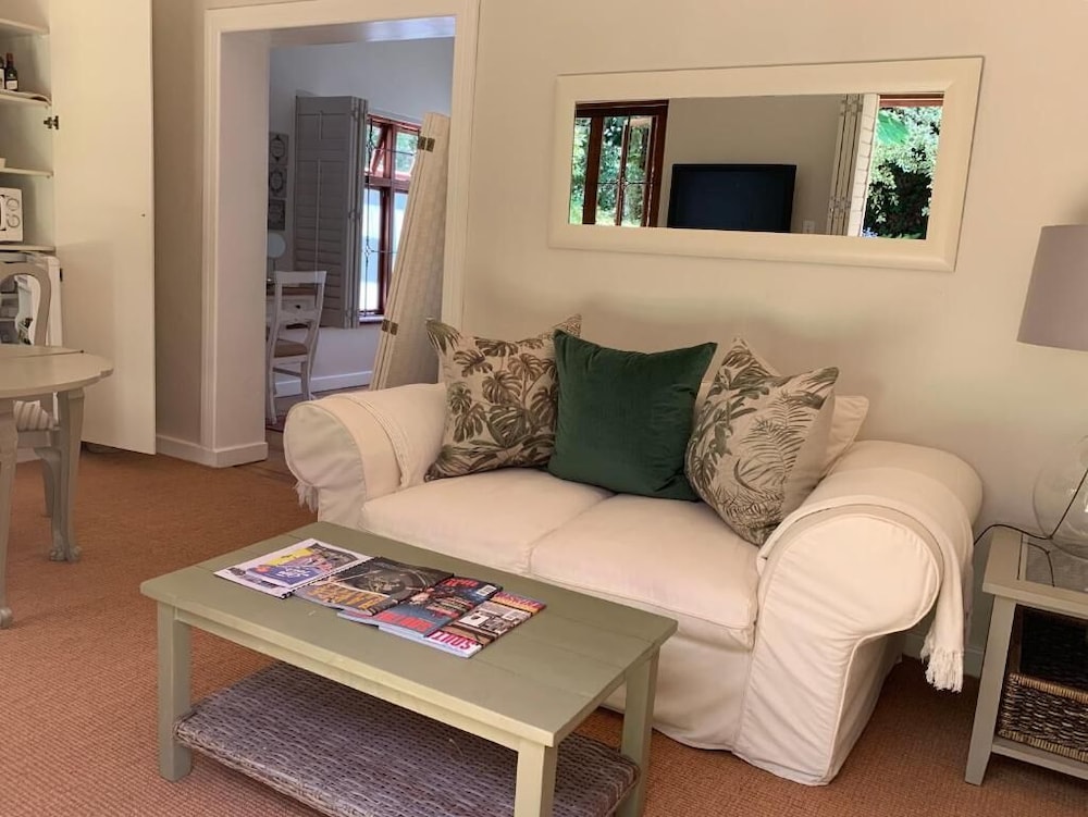 Fernwood Manor 18/50