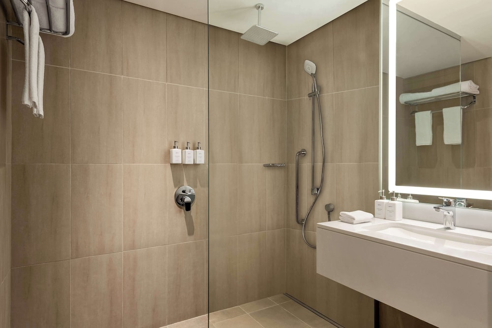 Radisson Hotel & Residence Riyadh Olaya 63/65