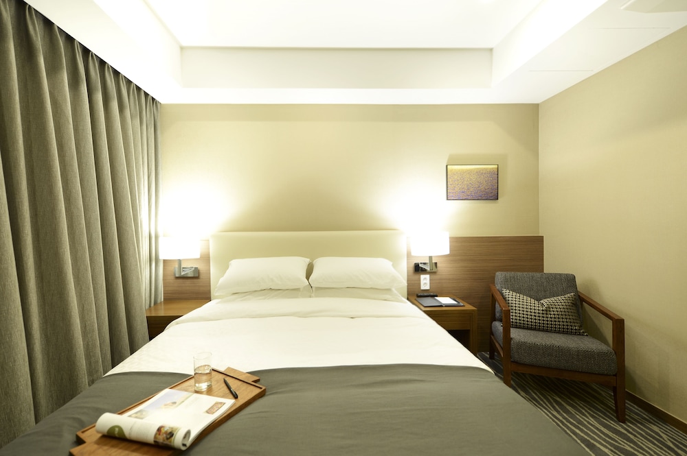 Busan Business Hotel 23/73