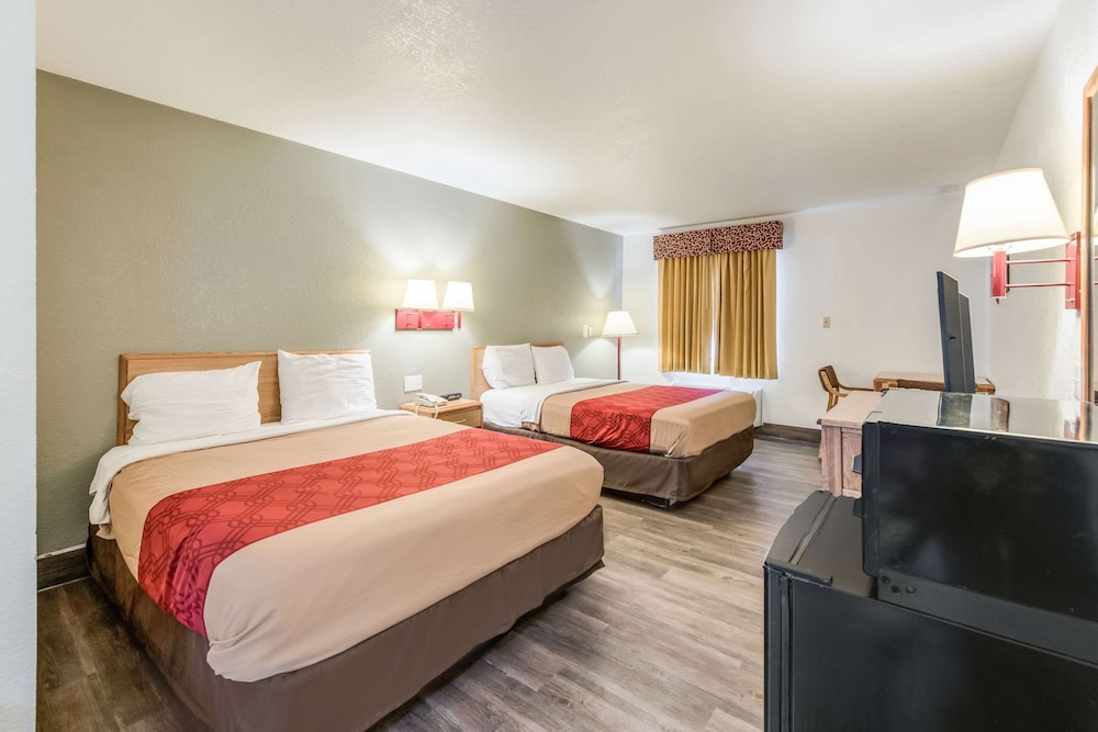 Econo Lodge Truman Inn 12/48