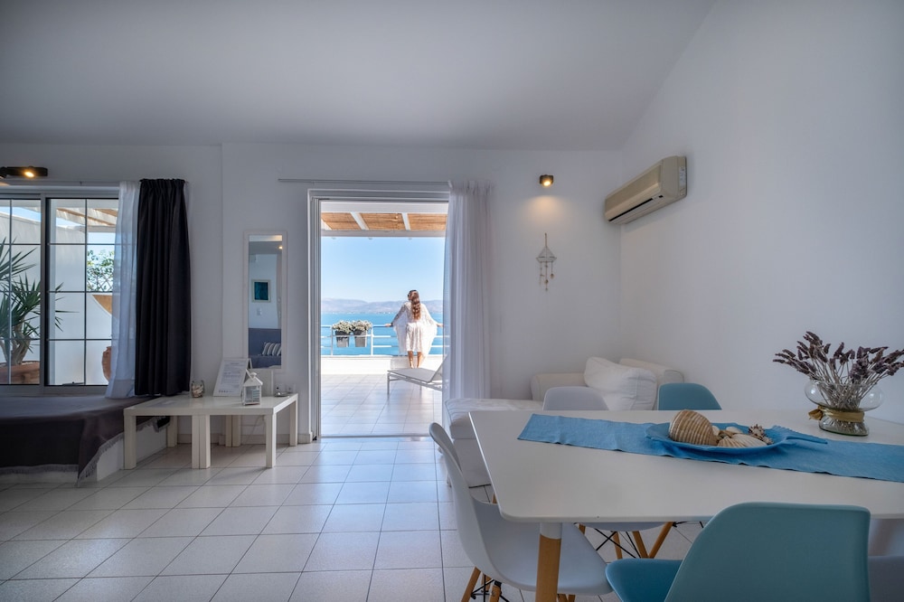 MELI APARTMENTS & VILLAS 23/50