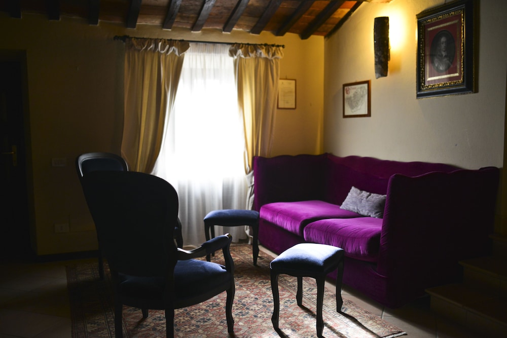 Relais Borgo San Faustino 30/50