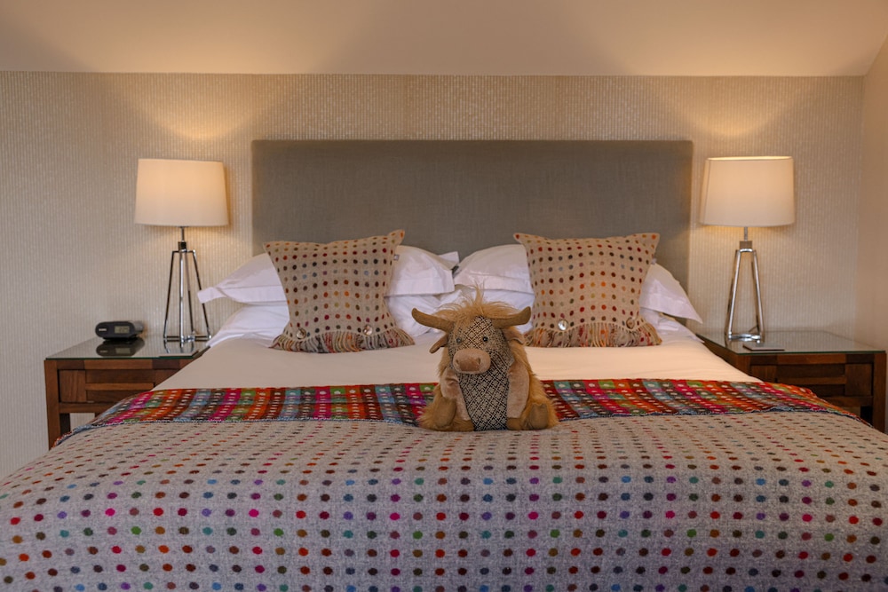 AIRDS HOTEL 16/50