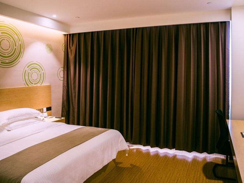 GreenTree Inn Jining Wenshang Square Road Express Hotel 18/39