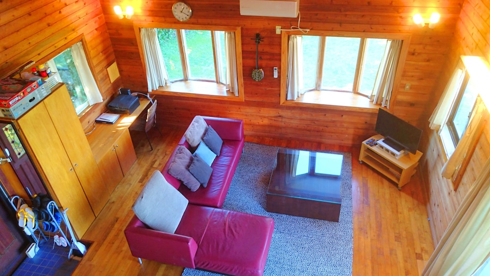 Private Beach House 4/29