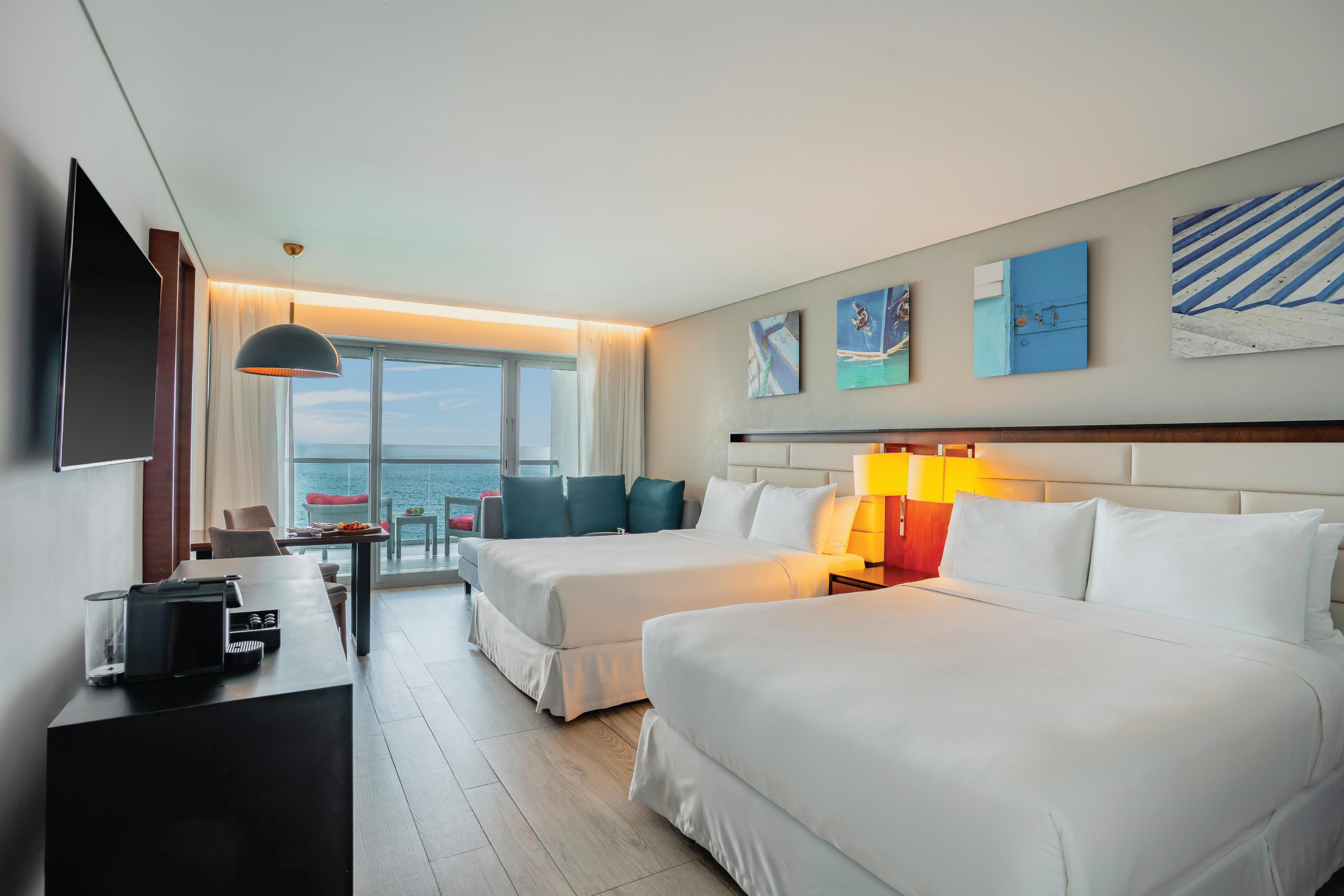 STANDARD, 2 QUEEN BEDS, OCEAN FRONT