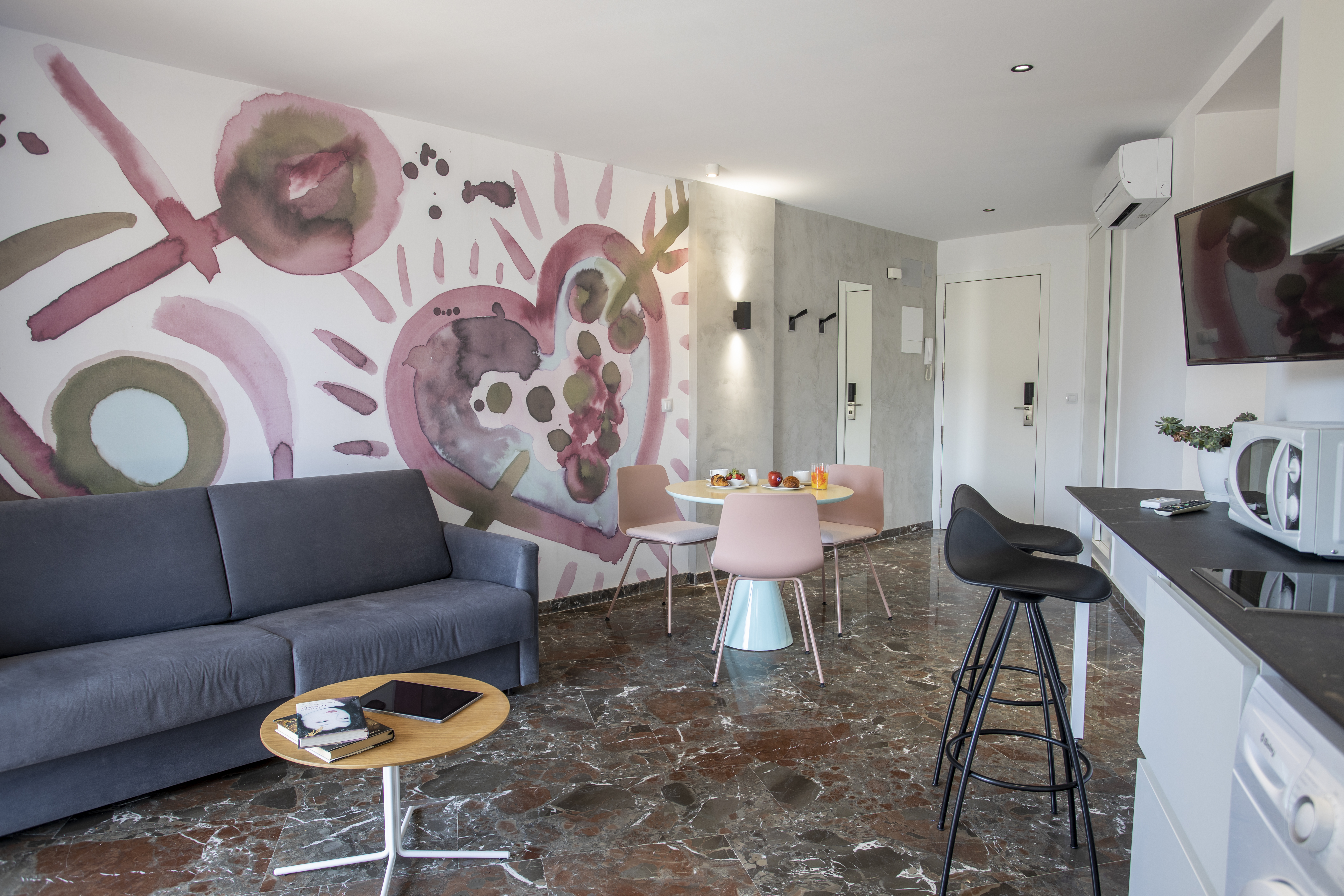 San Jaime Center Suites and Apartments 15/32