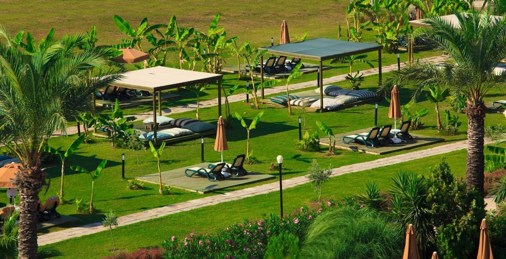 Novum Garden Side Hotel 64/70