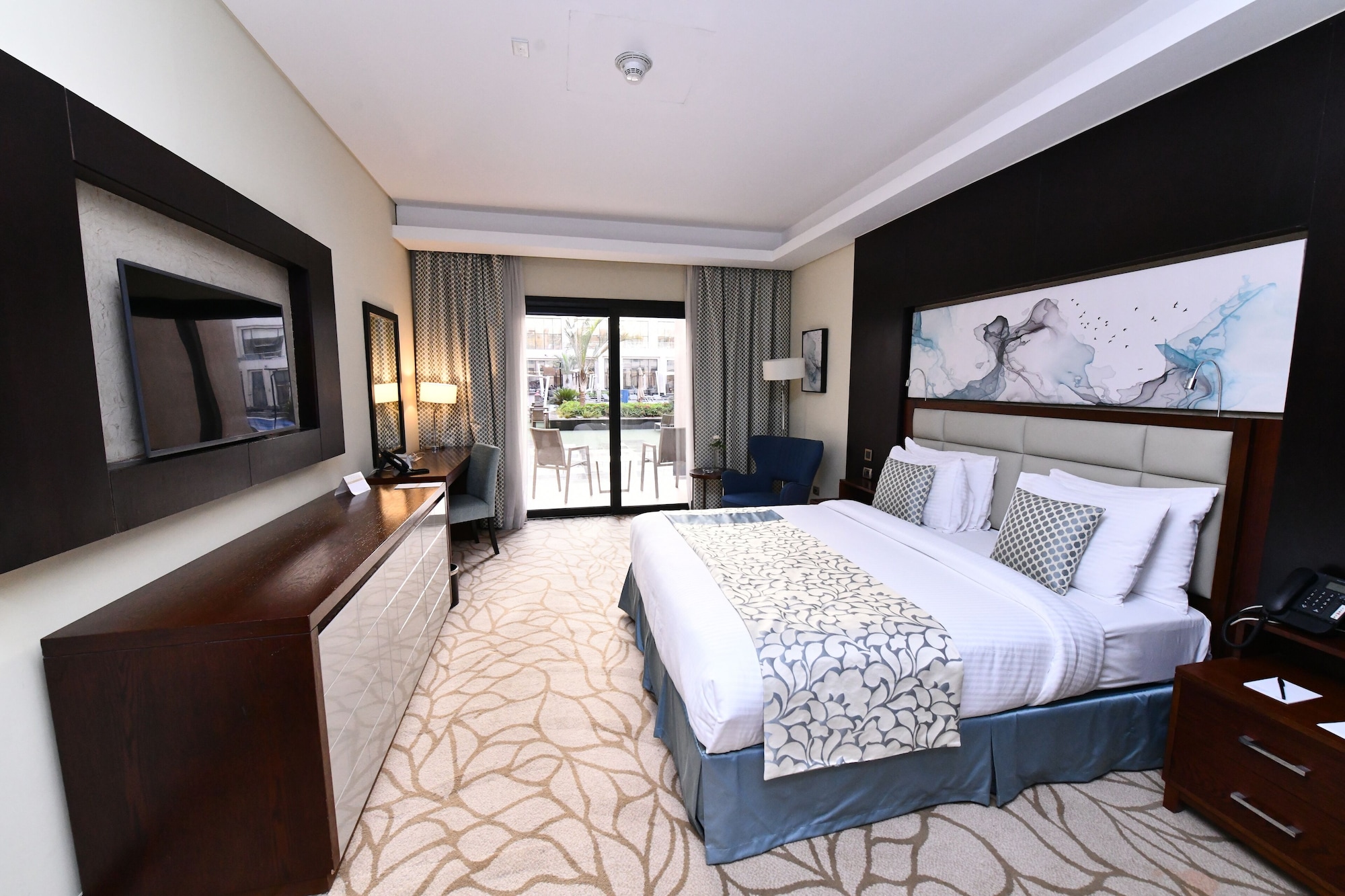 Pool Cabana, King Bed, Direct Pool Access