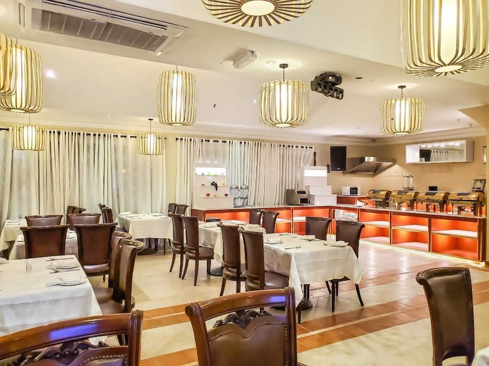 Victoria Crown Plaza 43/43