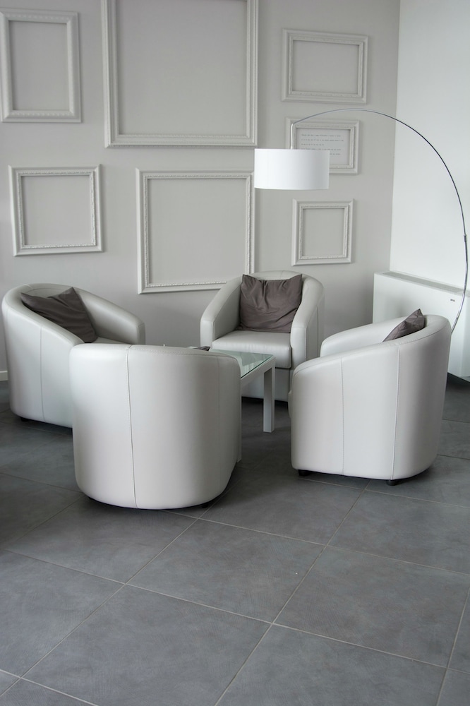 Castel Martini Wellness And Business Hotel 17/31
