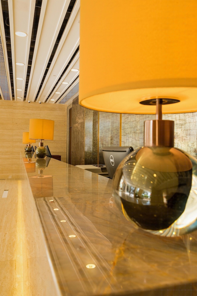Kowloon Harbourfront Hotel 22/48