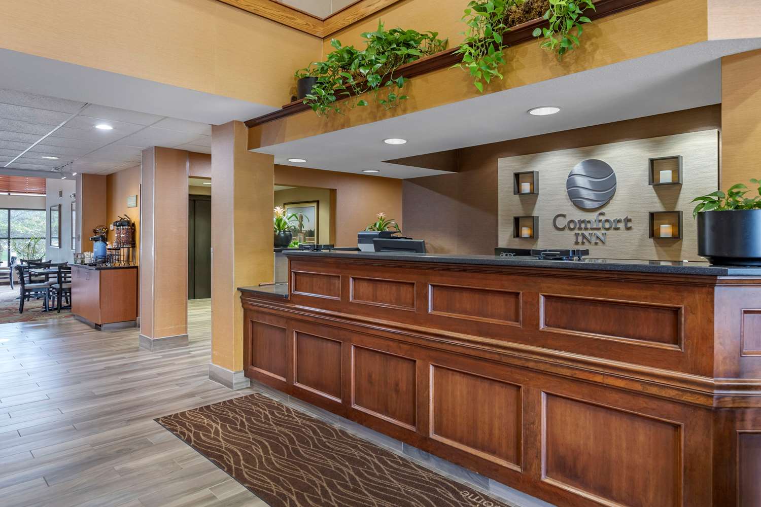 Comfort Inn Okemos - East Lansing 8/38