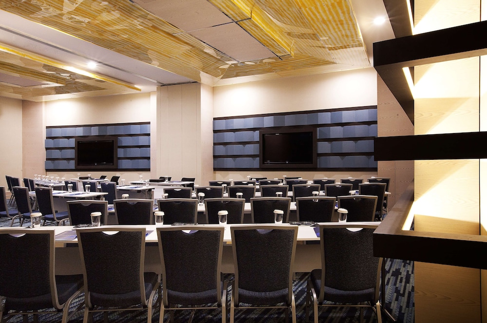 Radisson Blu Hotel Istanbul Pera 66/78