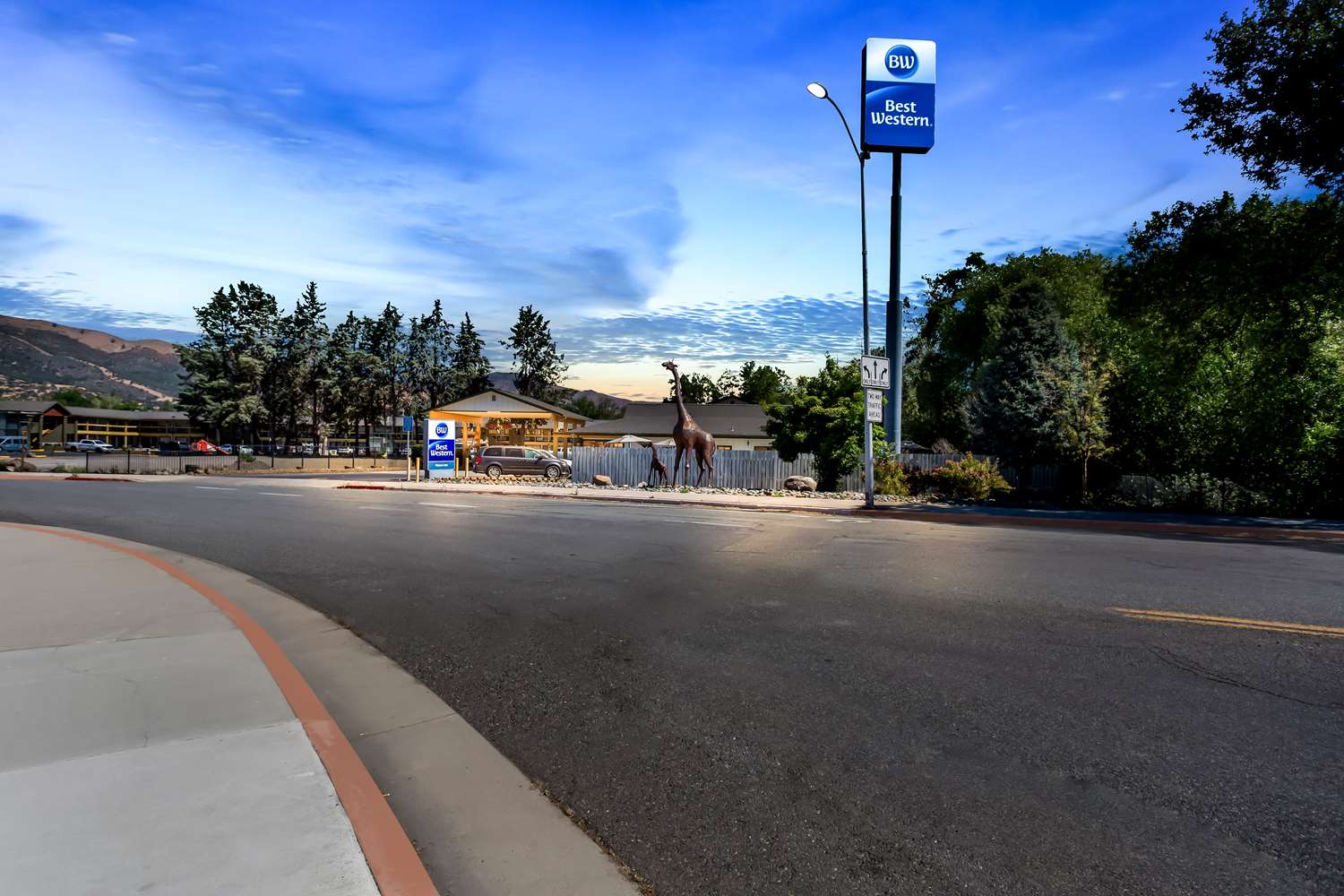 Best Western Miner's Inn 26/30