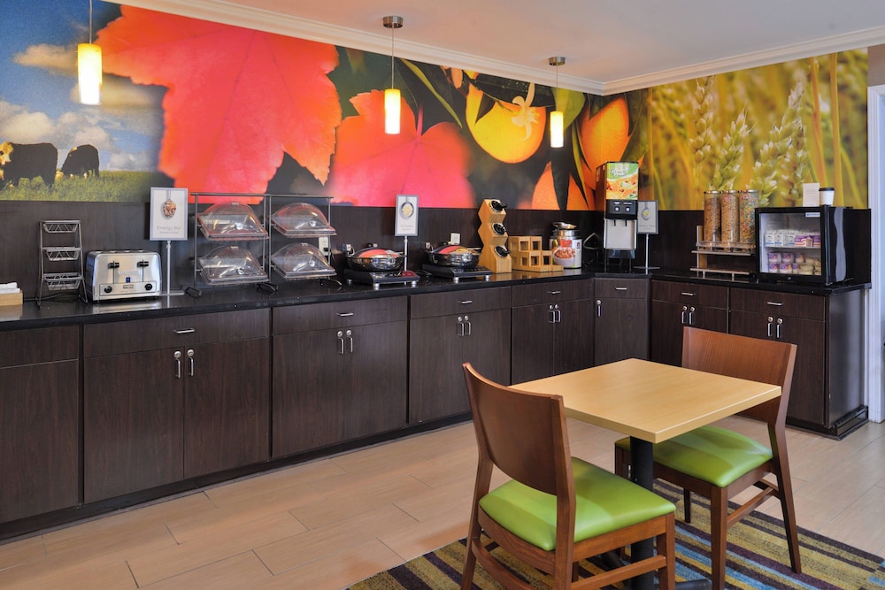 Fairfield Inn By Marriott Hattiesburg 48/65