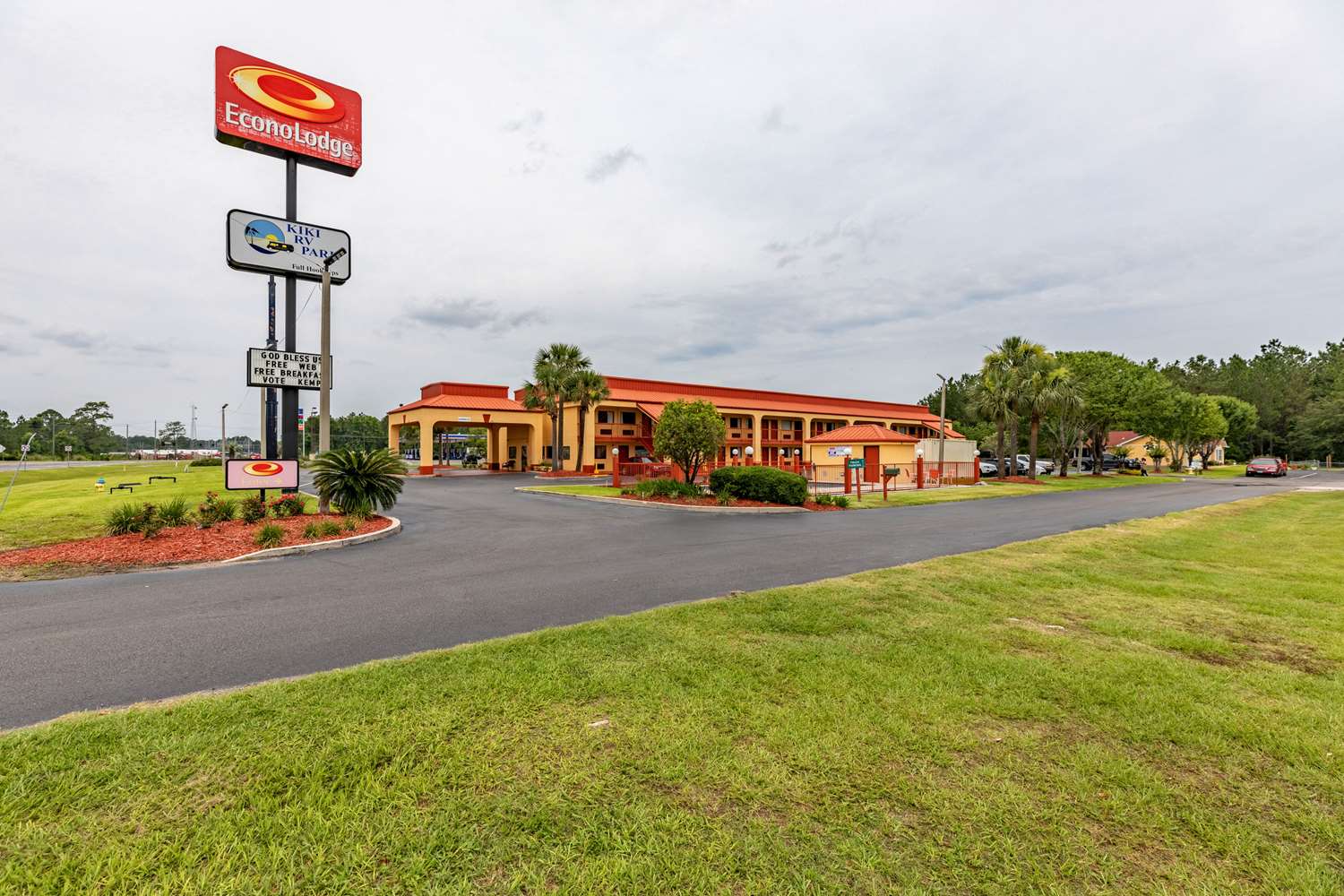 Econo Lodge Kingsland 23/25