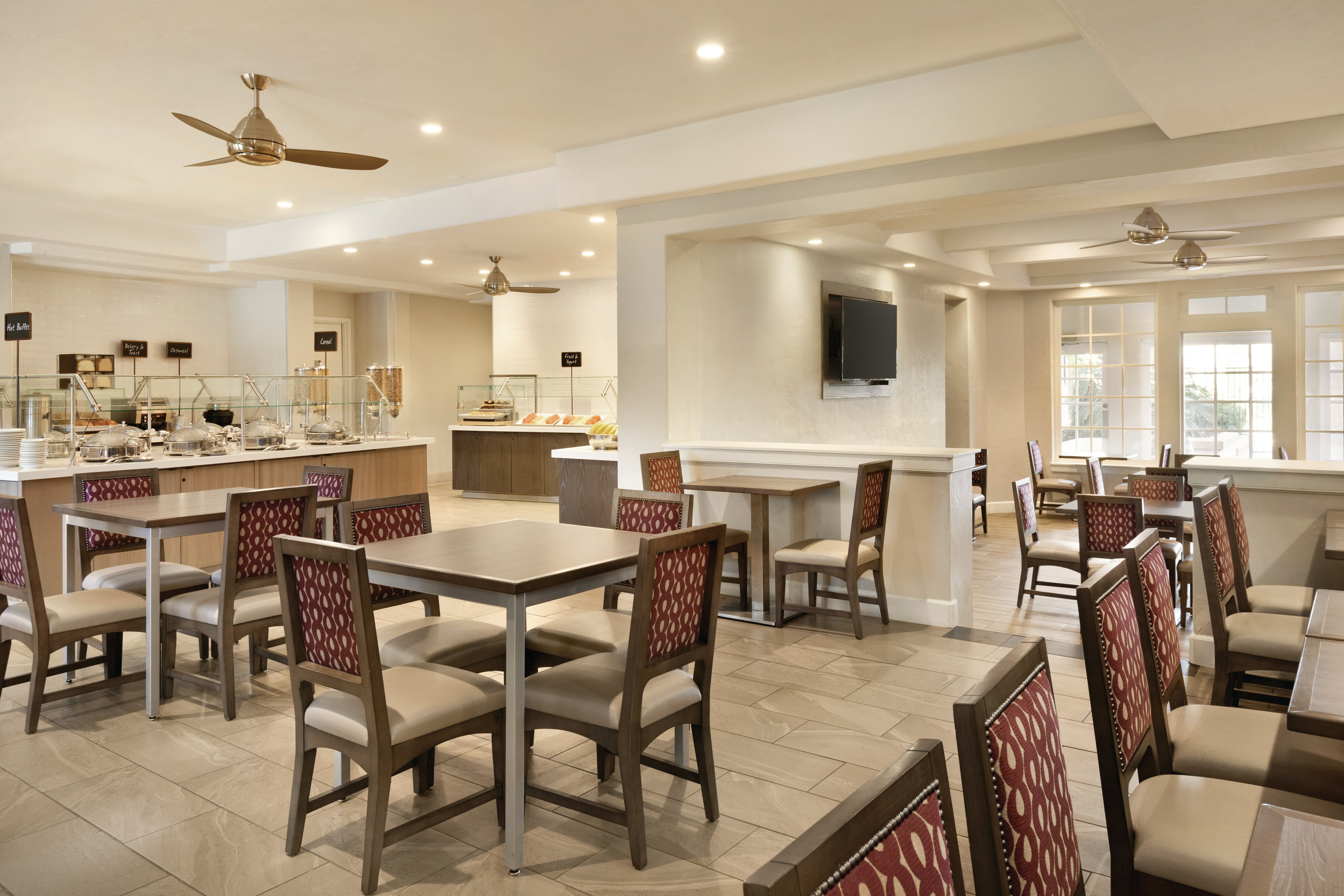 Embassy Suites By Hilton Temecula Valley Wine Country 16/21