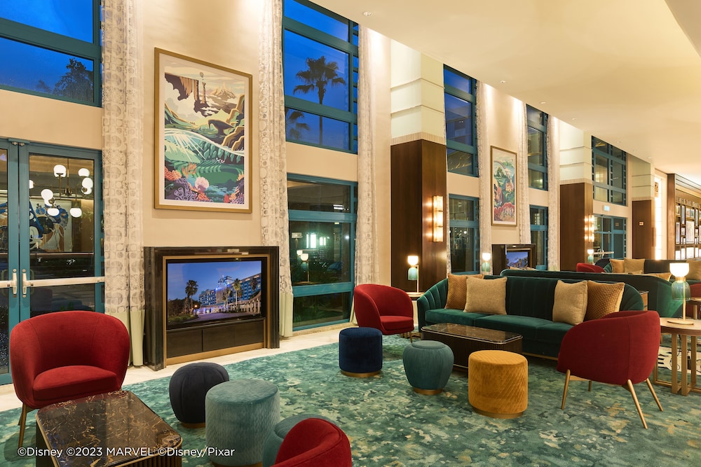 Disneys Hollywood Hotel 39/64