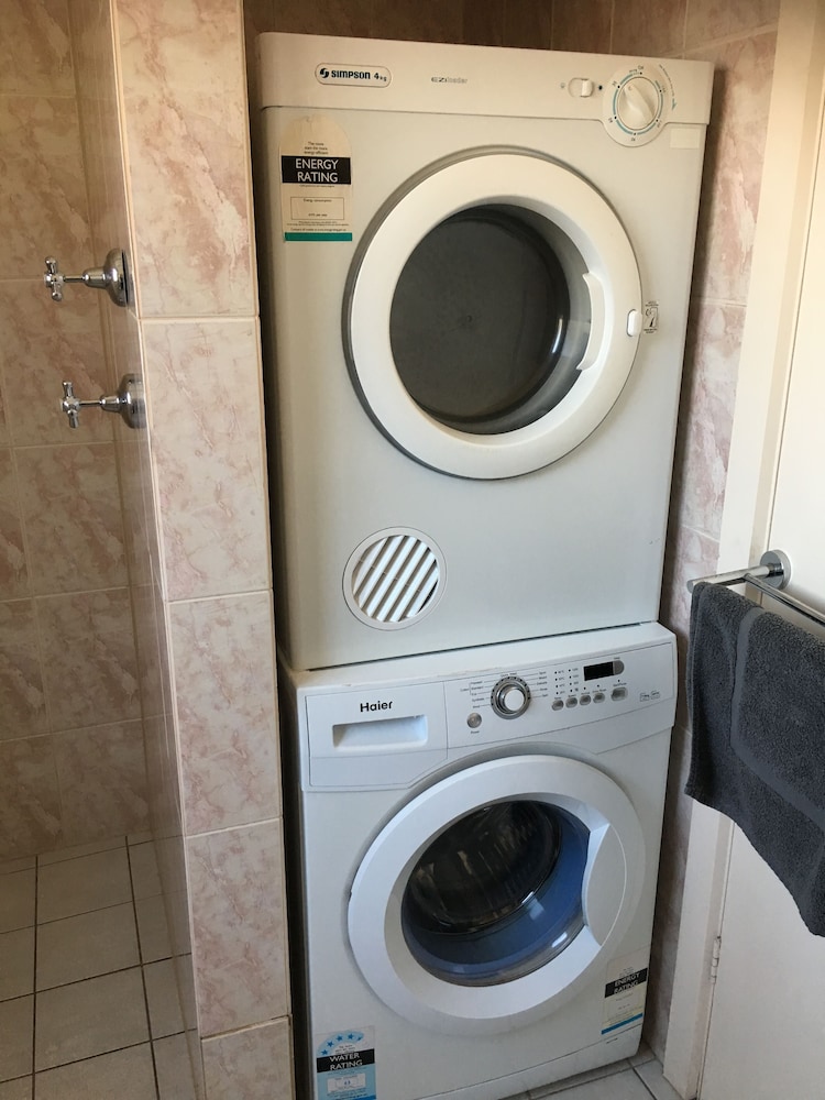 AIRPORT WHYALLA MOTEL 33/58