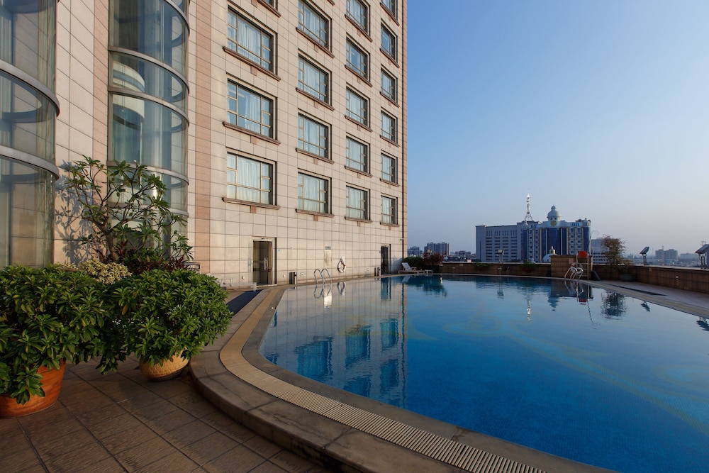 GRAND ROYAL HOTEL photo4