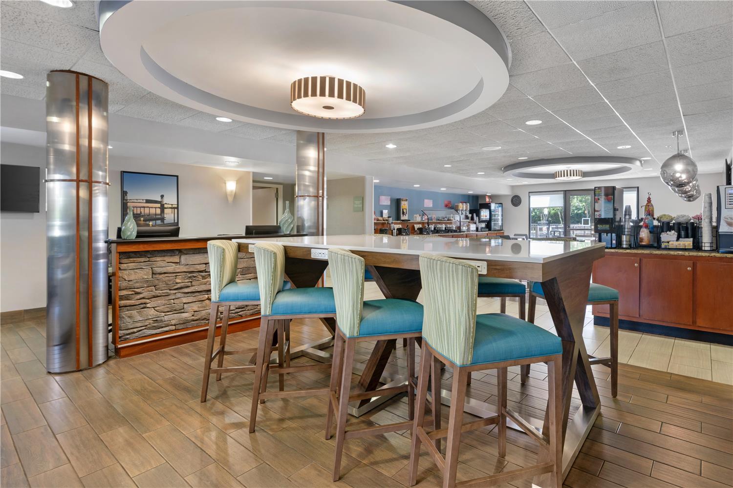 Best Western Plus Wilmington/Wrightsville Beach 10/14