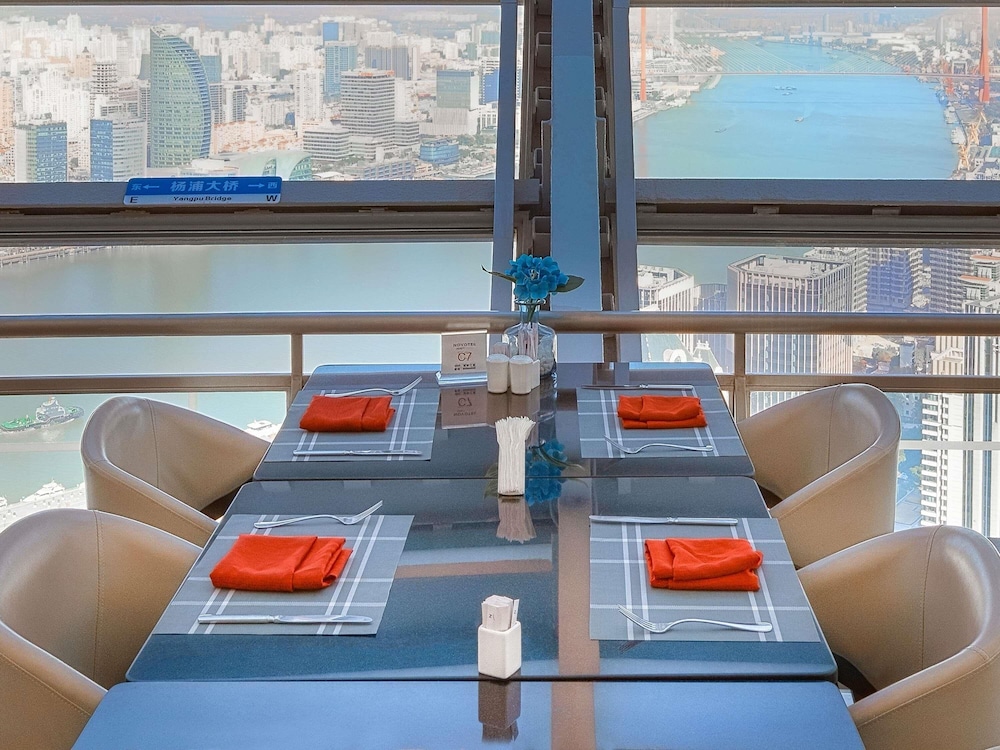 Novotel Shanghai Atlantis 52/68