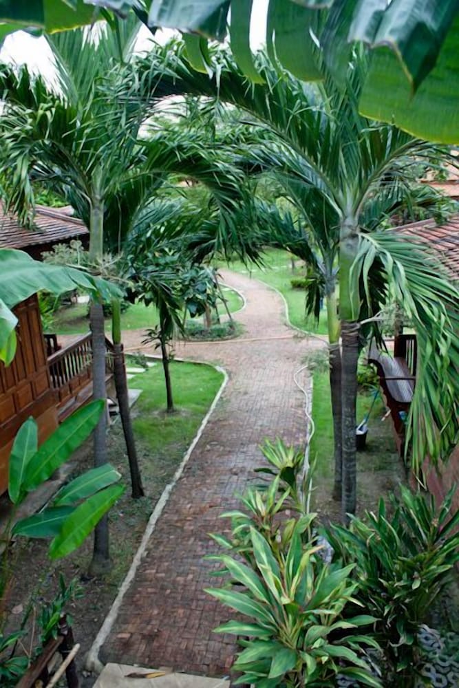 Ayodhara Village 23/40