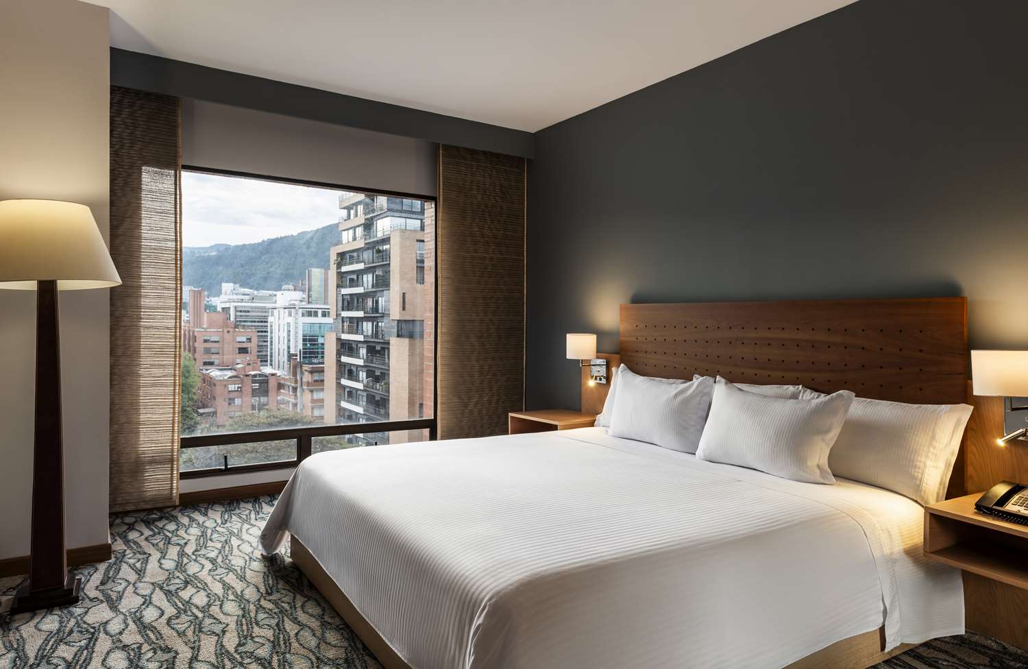 DoubleTree by Hilton Bogota Calle 100 13/31
