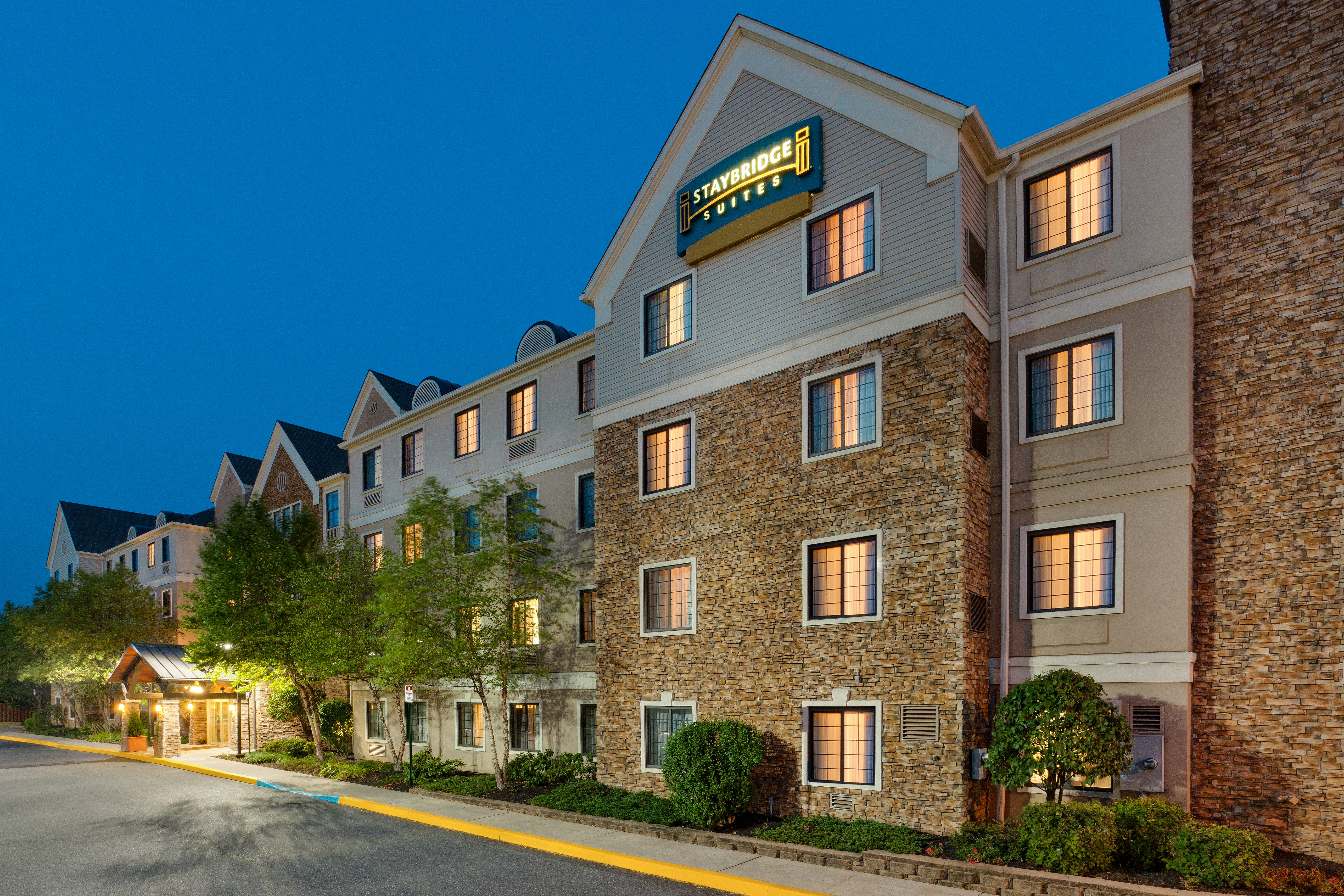 Staybridge Allentown Bethlehem Airport Suites 60/69